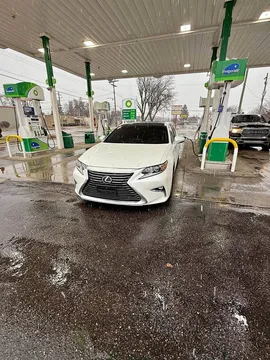2016 Lexus ES 350 Sedan