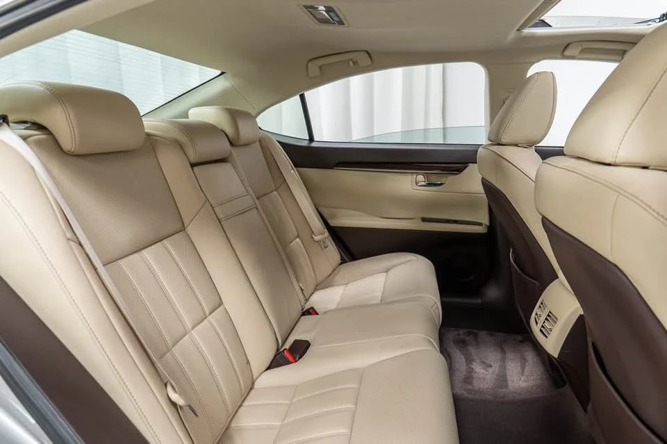 2016 Lexus ES 6th Gen - Image 13 of 13