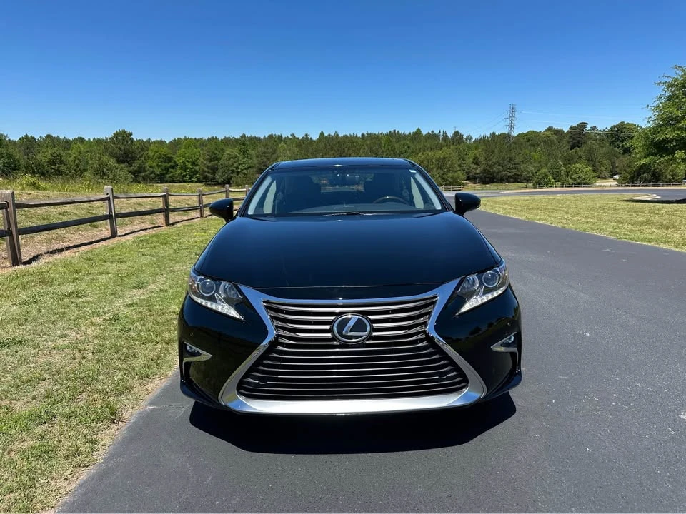 2016 Lexus ES 6th Gen - Image 3 of 20