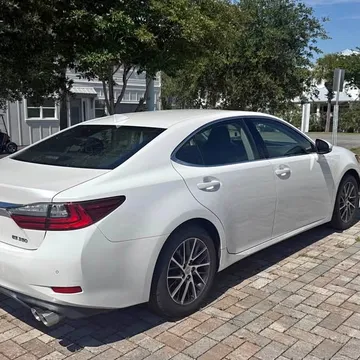 2016 Lexus ES 350
