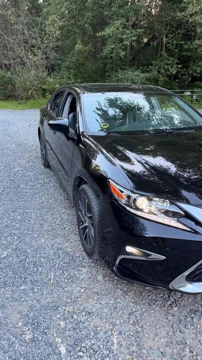 2016 Lexus ES 6th Gen - Image 6 of 13