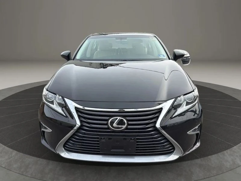 2016 Lexus ES 6th Gen - Image 2 of 12
