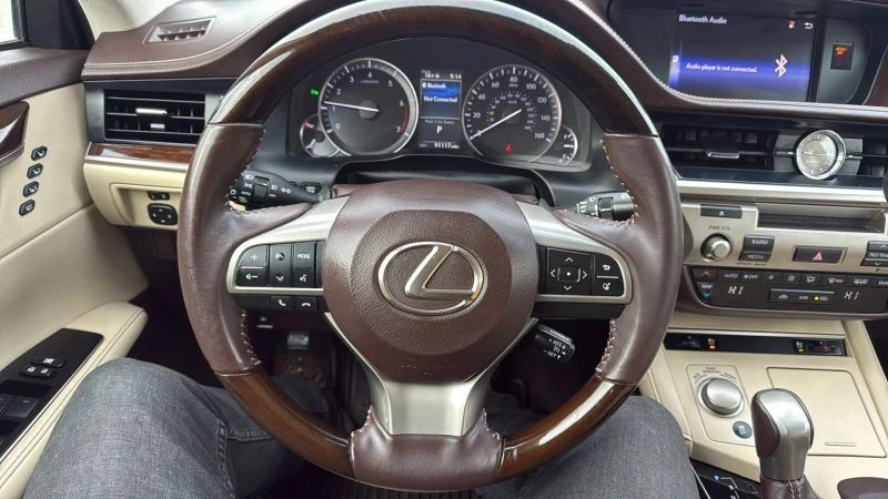 2016 Lexus ES 6th Gen - Image 10 of 12