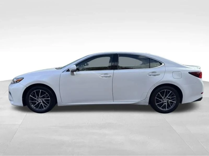 2016 Lexus ES 6th Gen - Image 2 of 12