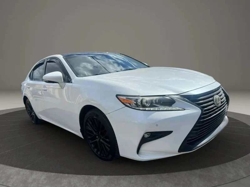 2016 Lexus ES 6th Gen - Image 3 of 12