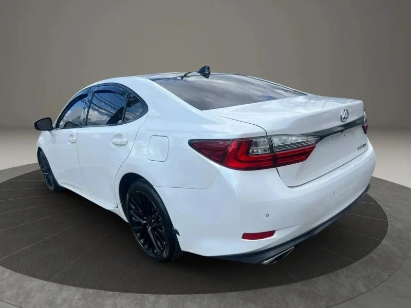 2016 Lexus ES 6th Gen - Image 7 of 12