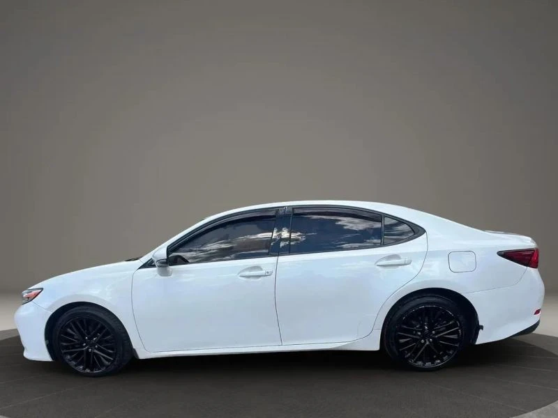2016 Lexus ES 6th Gen - Image 8 of 12