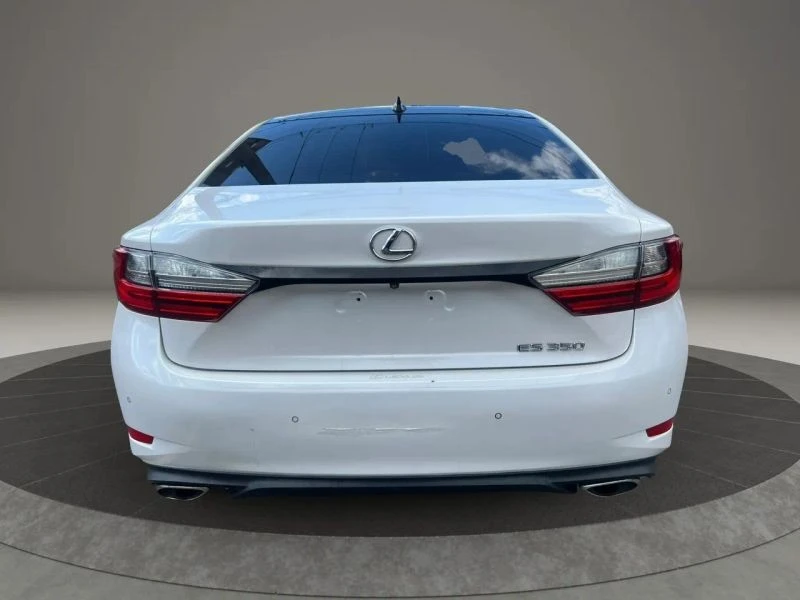 2016 Lexus ES 6th Gen - Image 6 of 12