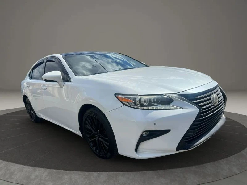 2016 Lexus ES 6th Gen - Image 3 of 12