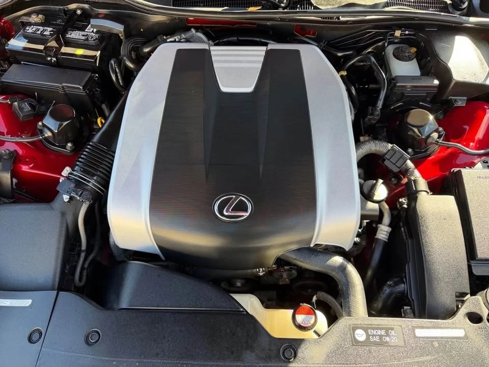2016 Lexus GS - Image 11 of 17