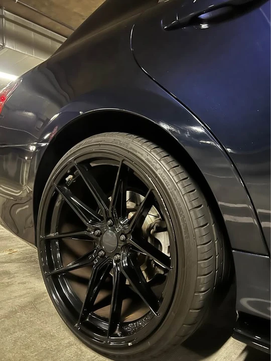 2016 Lexus GS 4th Gen - Image 17 of 18