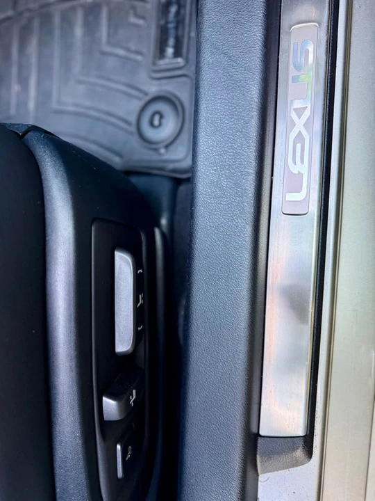 2016 Lexus GS 4th Gen - Image 15 of 17