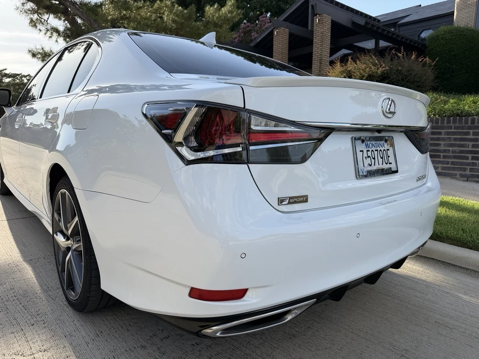 2016 Lexus GS 4th Gen - Image 12 of 29