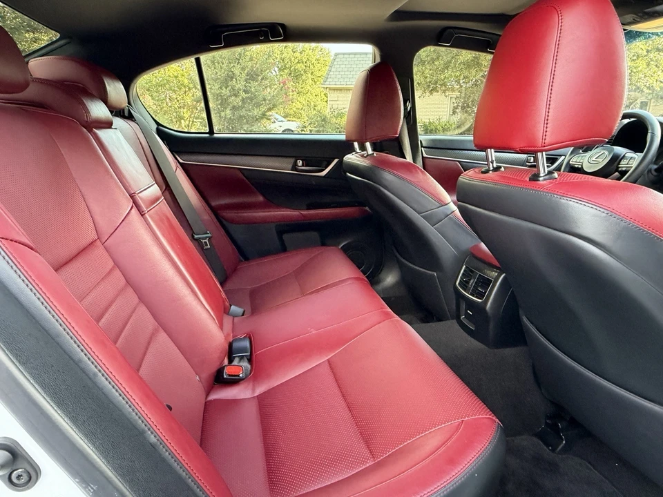 2016 Lexus GS 4th Gen - Image 19 of 29