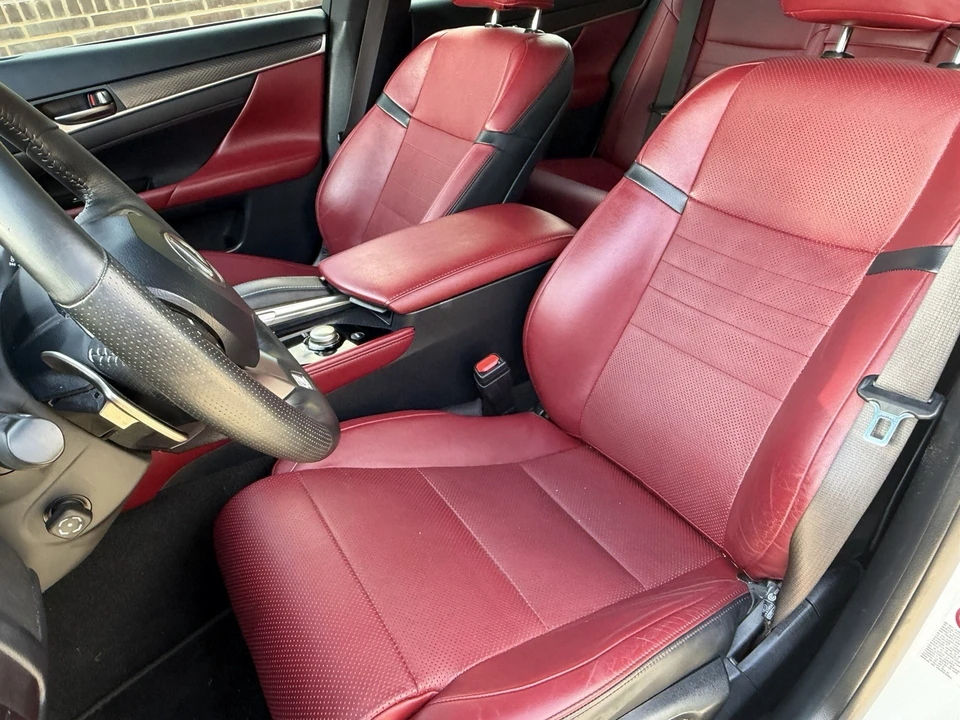 2016 Lexus GS 4th Gen - Image 17 of 29