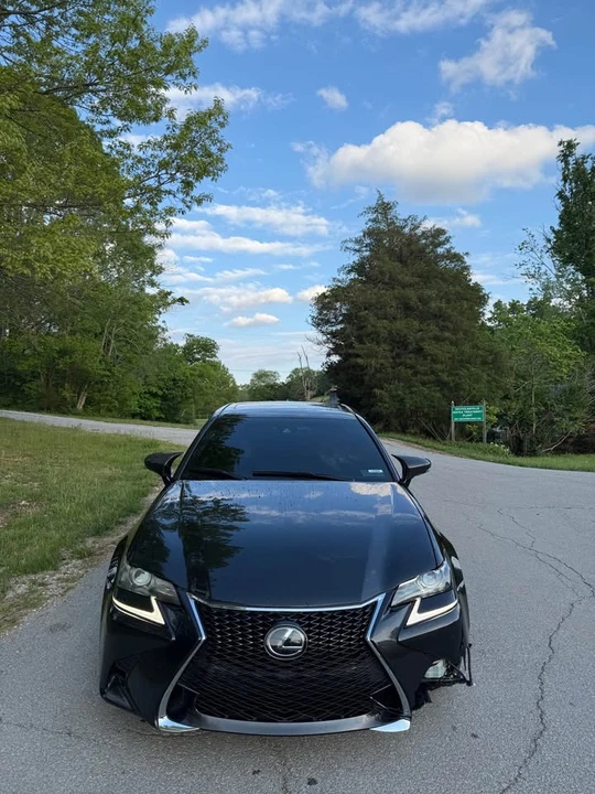 2016 Lexus GS 4th Gen - Image 2 of 17