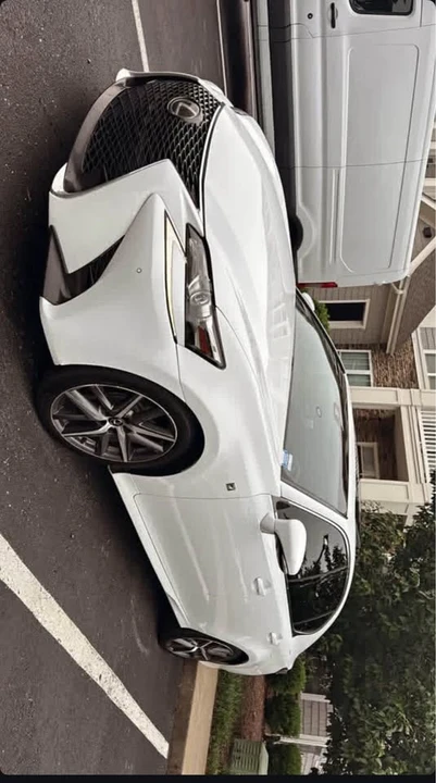 2016 Lexus GS 4th Gen - Image 15 of 15