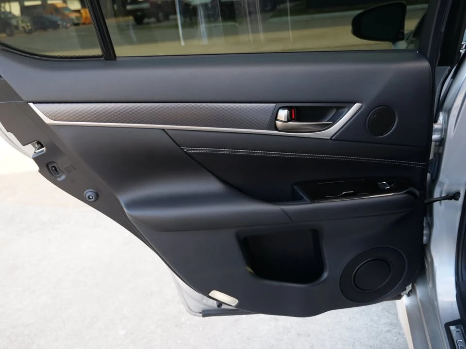 2016 Lexus GS 4th Gen - Image 10 of 19