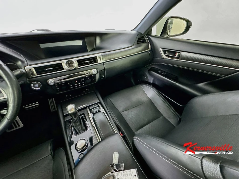 2016 Lexus GS 4th Gen - Image 11 of 24