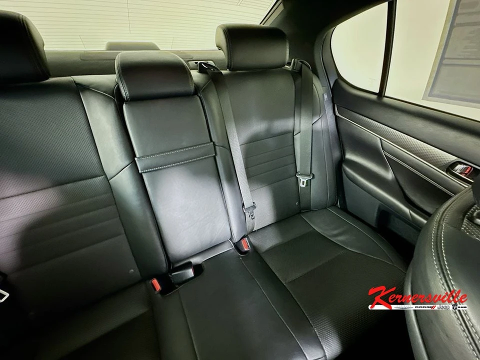 2016 Lexus GS 4th Gen - Image 14 of 24