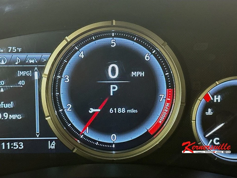 2016 Lexus GS 4th Gen - Image 15 of 24