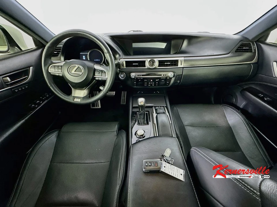 2016 Lexus GS 4th Gen - Image 10 of 24