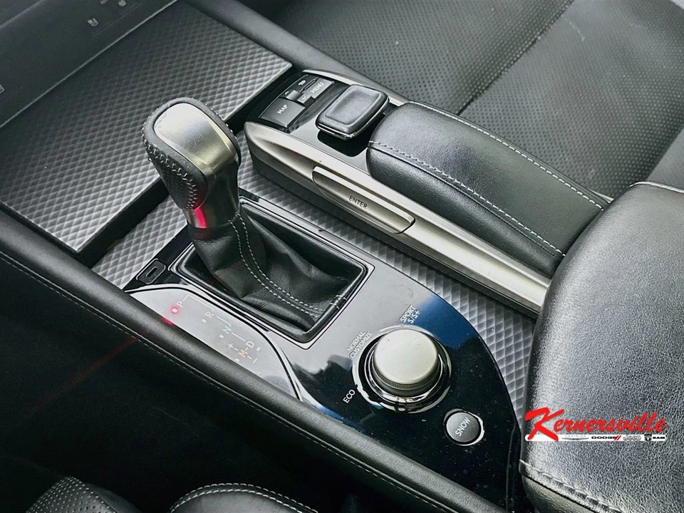 2016 Lexus GS 4th Gen - Image 16 of 24
