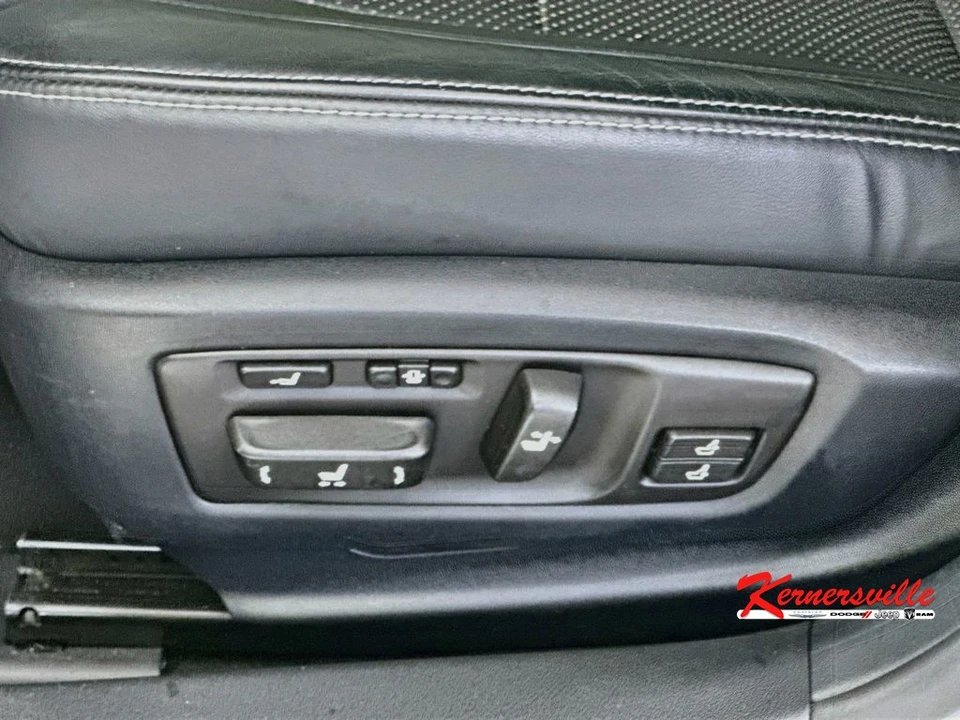 2016 Lexus GS 4th Gen - Image 22 of 24