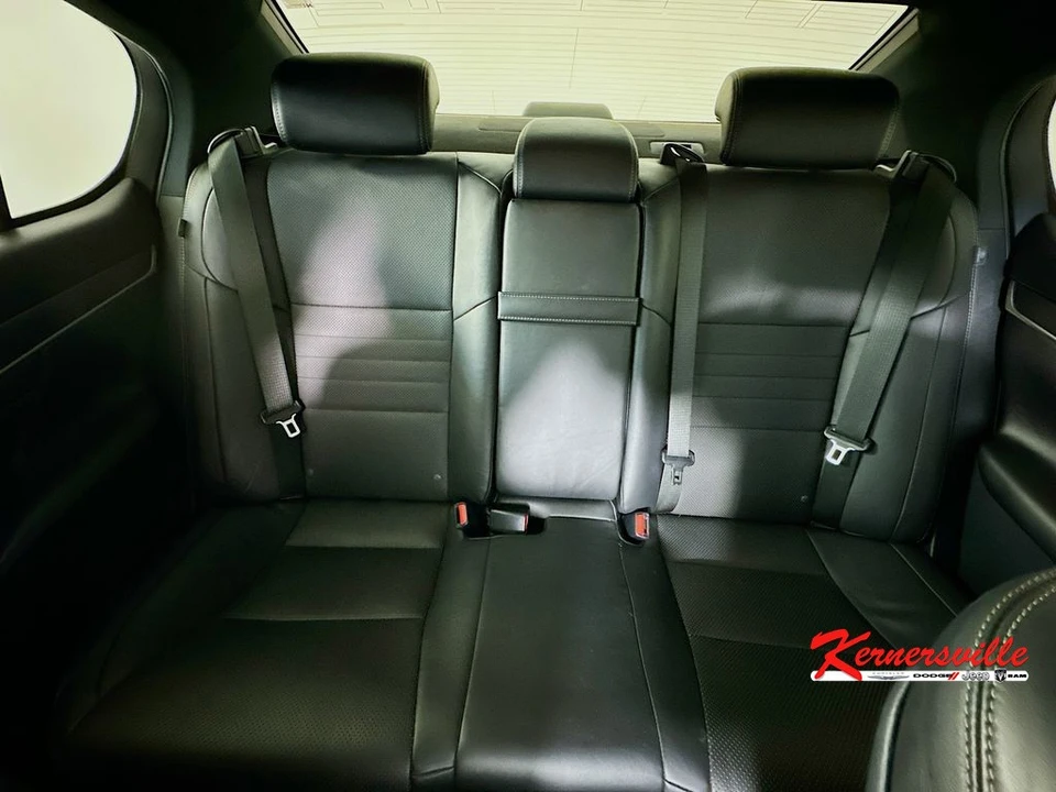 2016 Lexus GS 4th Gen - Image 13 of 24