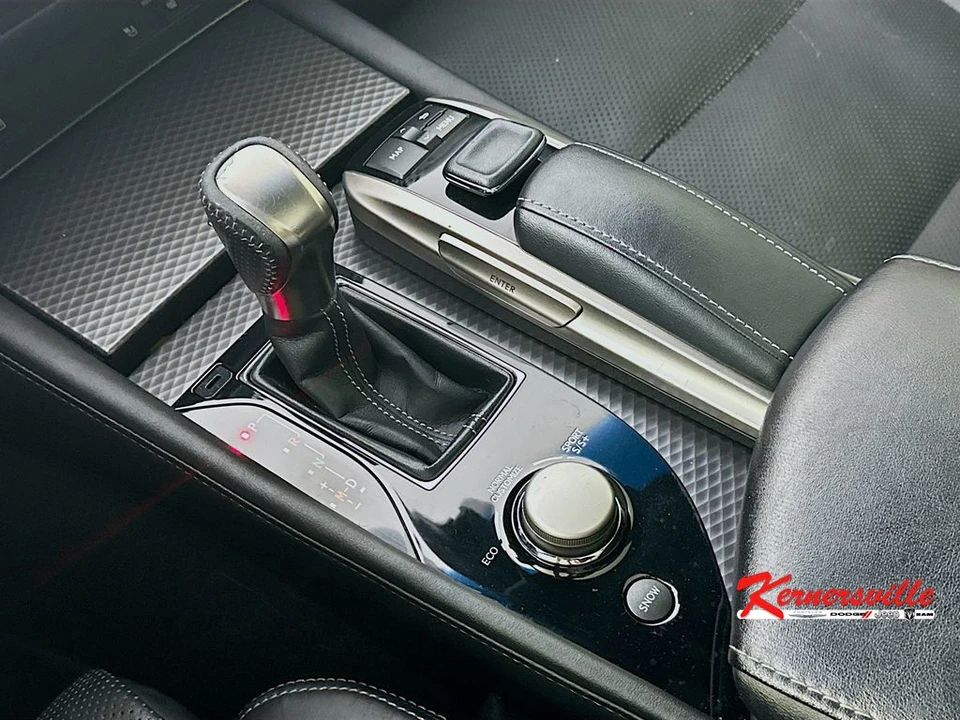2016 Lexus GS 4th Gen - Image 16 of 24