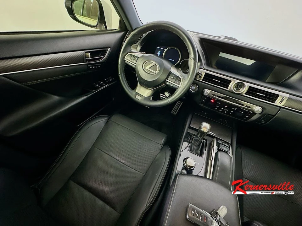 2016 Lexus GS 4th Gen - Image 9 of 24