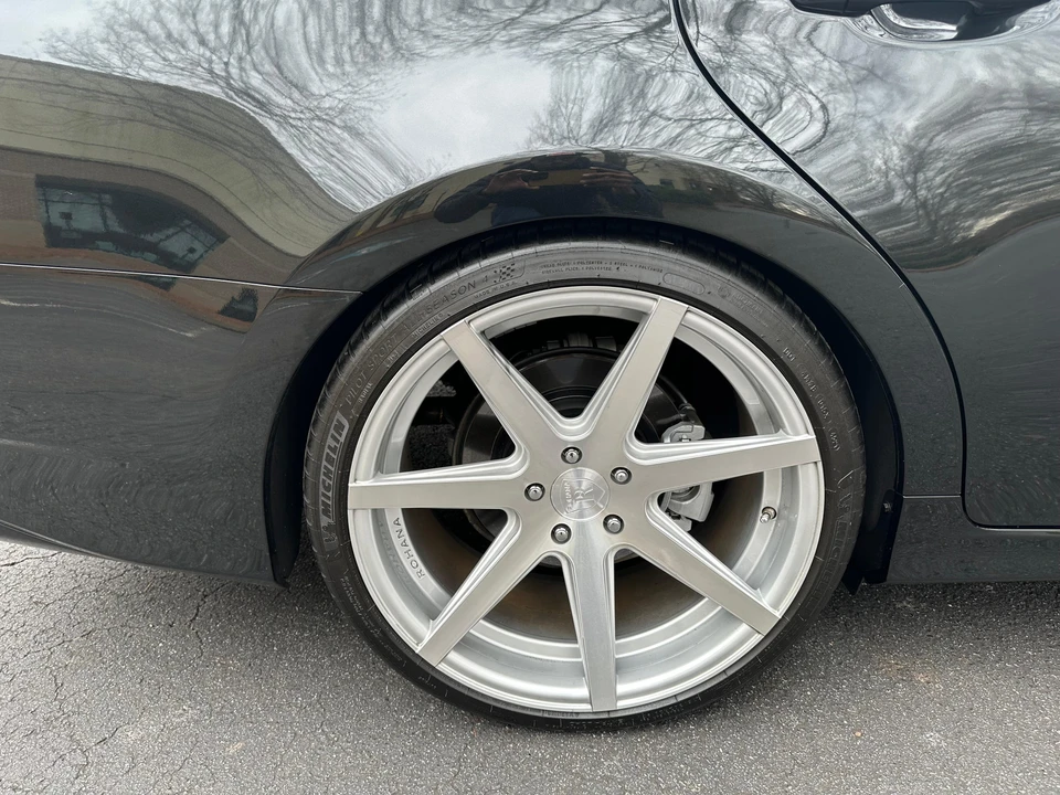 2016 Lexus GS 4th Gen - Image 25 of 31