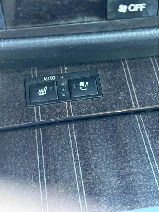 2016 Lexus GS 4th Gen - Image 6 of 9