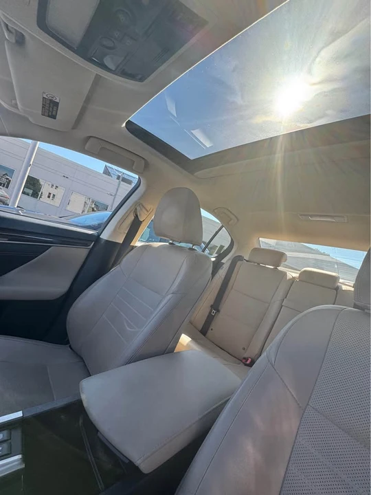 2016 Lexus GS 4th Gen - Image 5 of 9