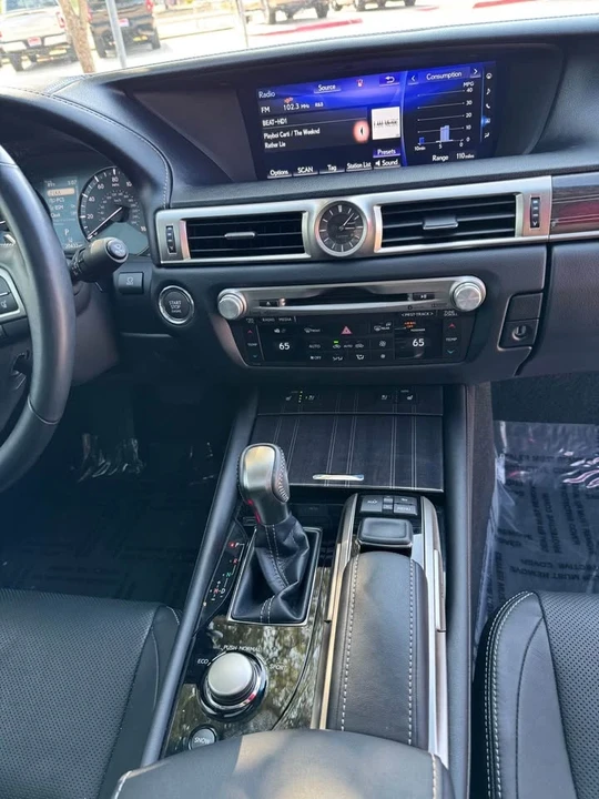 2016 Lexus GS 4th Gen - Image 13 of 14