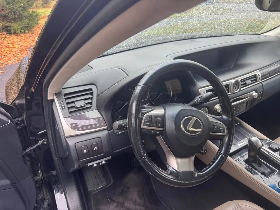 2016 Lexus GS 4th Gen - Image 10 of 14