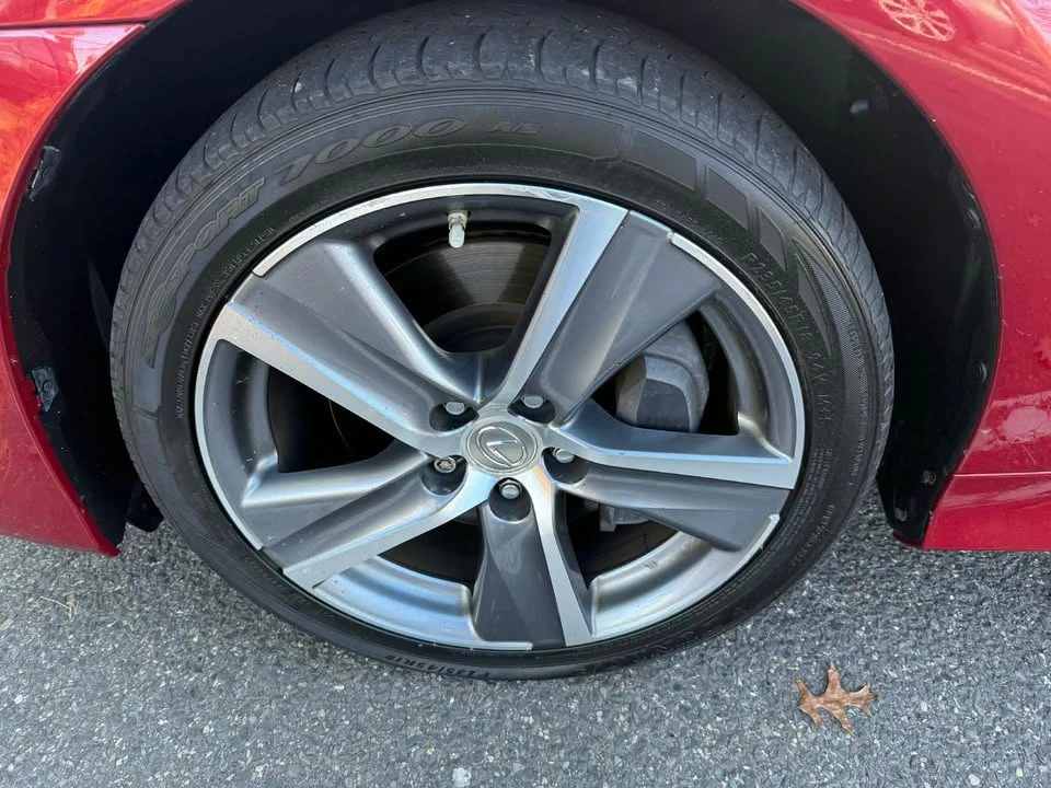 2016 Lexus GS 4th Gen - Image 17 of 19