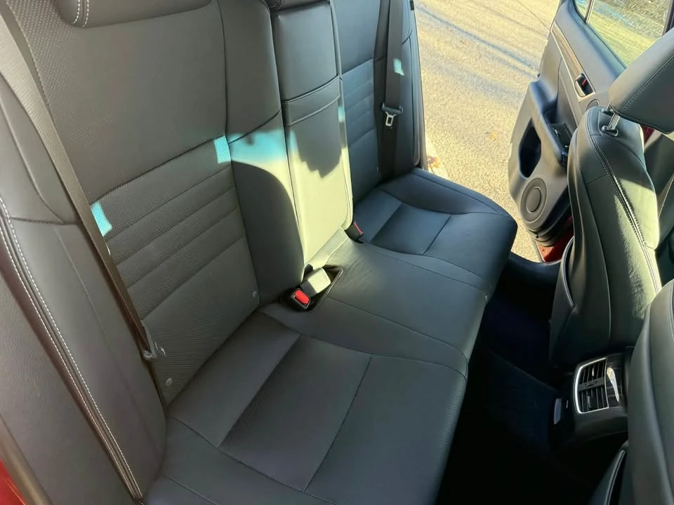2016 Lexus GS 4th Gen - Image 11 of 19