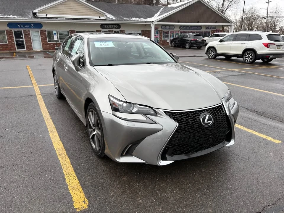 2016 Lexus GS 4th Gen - Image 2 of 9