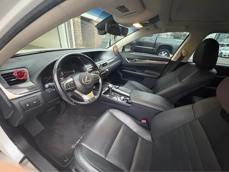 2016 Lexus GS 4th Gen - Image 4 of 6