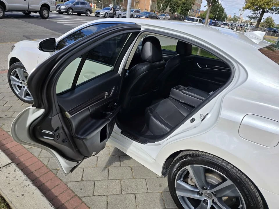2016 Lexus GS 4th Gen - Image 8 of 8
