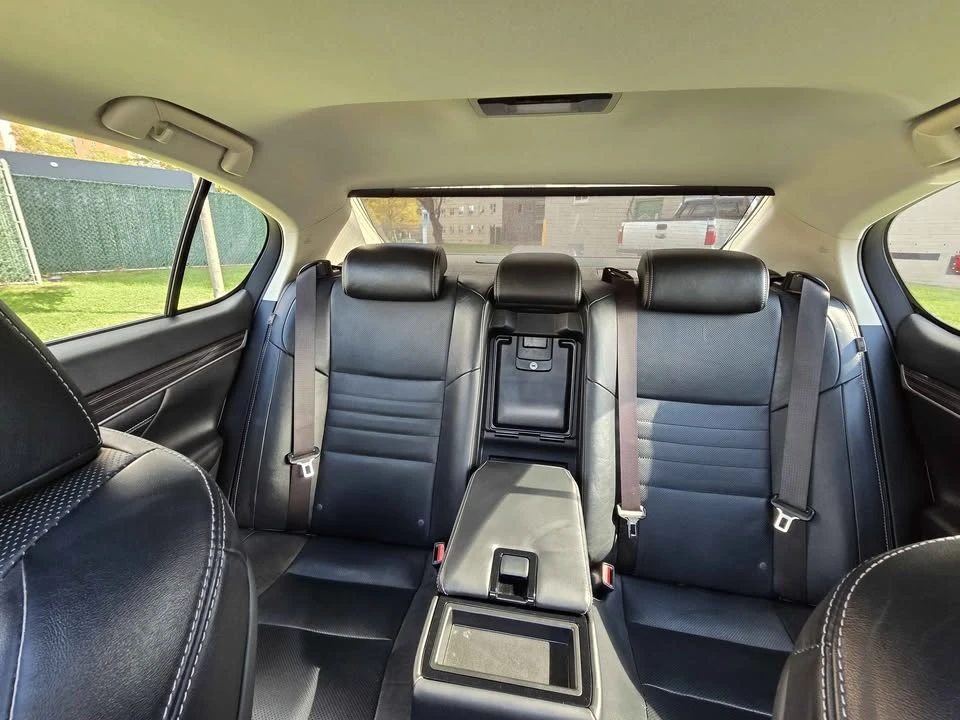 2016 Lexus GS 4th Gen - Image 7 of 8