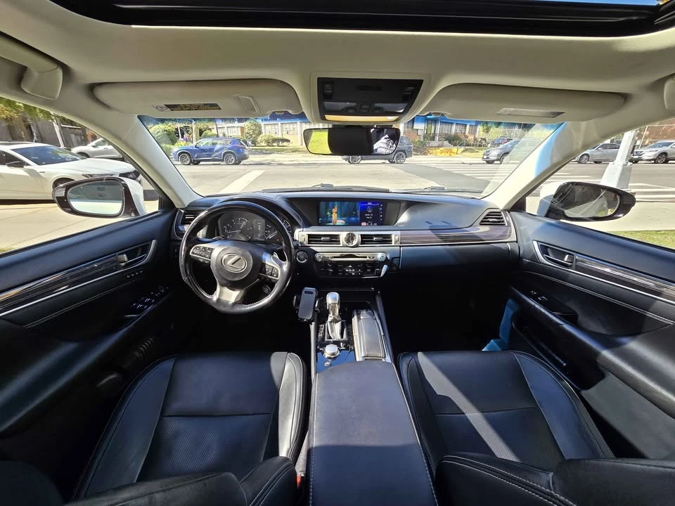 2016 Lexus GS 4th Gen - Image 6 of 8