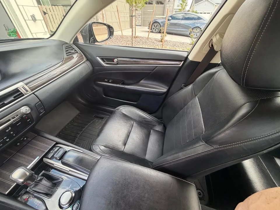 2016 Lexus GS 4th Gen - Image 13 of 19
