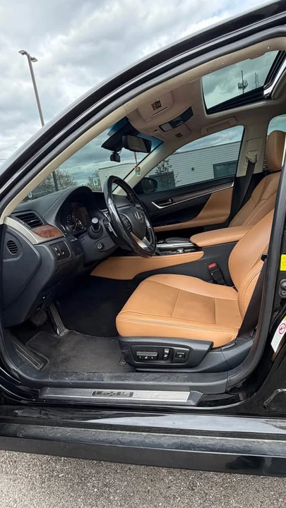 2016 Lexus GS 4th Gen - Image 9 of 17