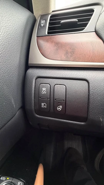 2016 Lexus GS 4th Gen - Image 13 of 17