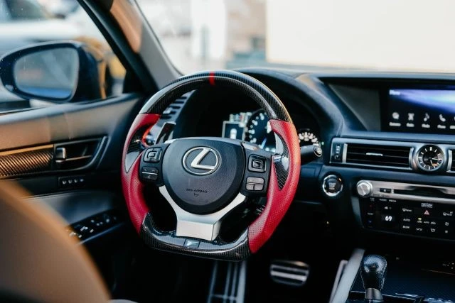 2016 Lexus GS F 4th Gen - Image 27 of 31
