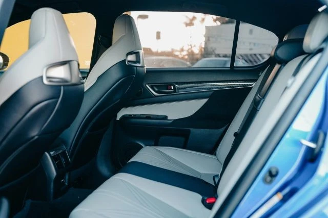 2016 Lexus GS F 4th Gen - Image 17 of 31