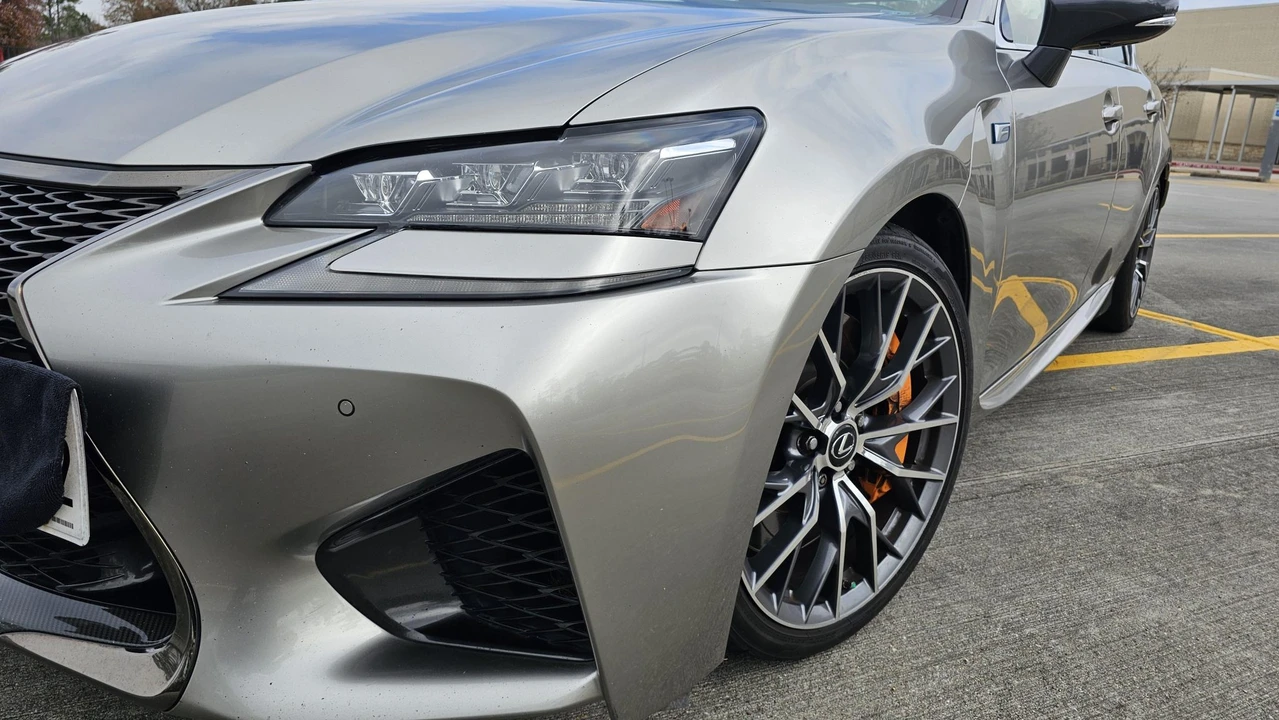 2016 Lexus GS F 4th Gen - Image 20 of 31