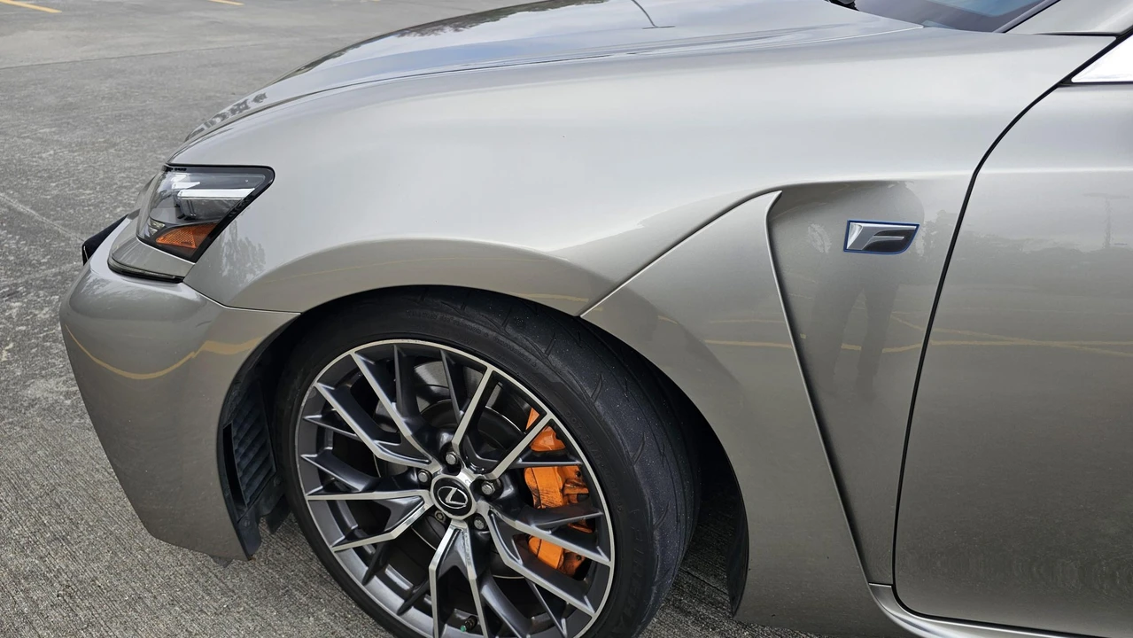2016 Lexus GS F 4th Gen - Image 18 of 31
